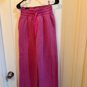 lululemon athletica scuba Pink pants